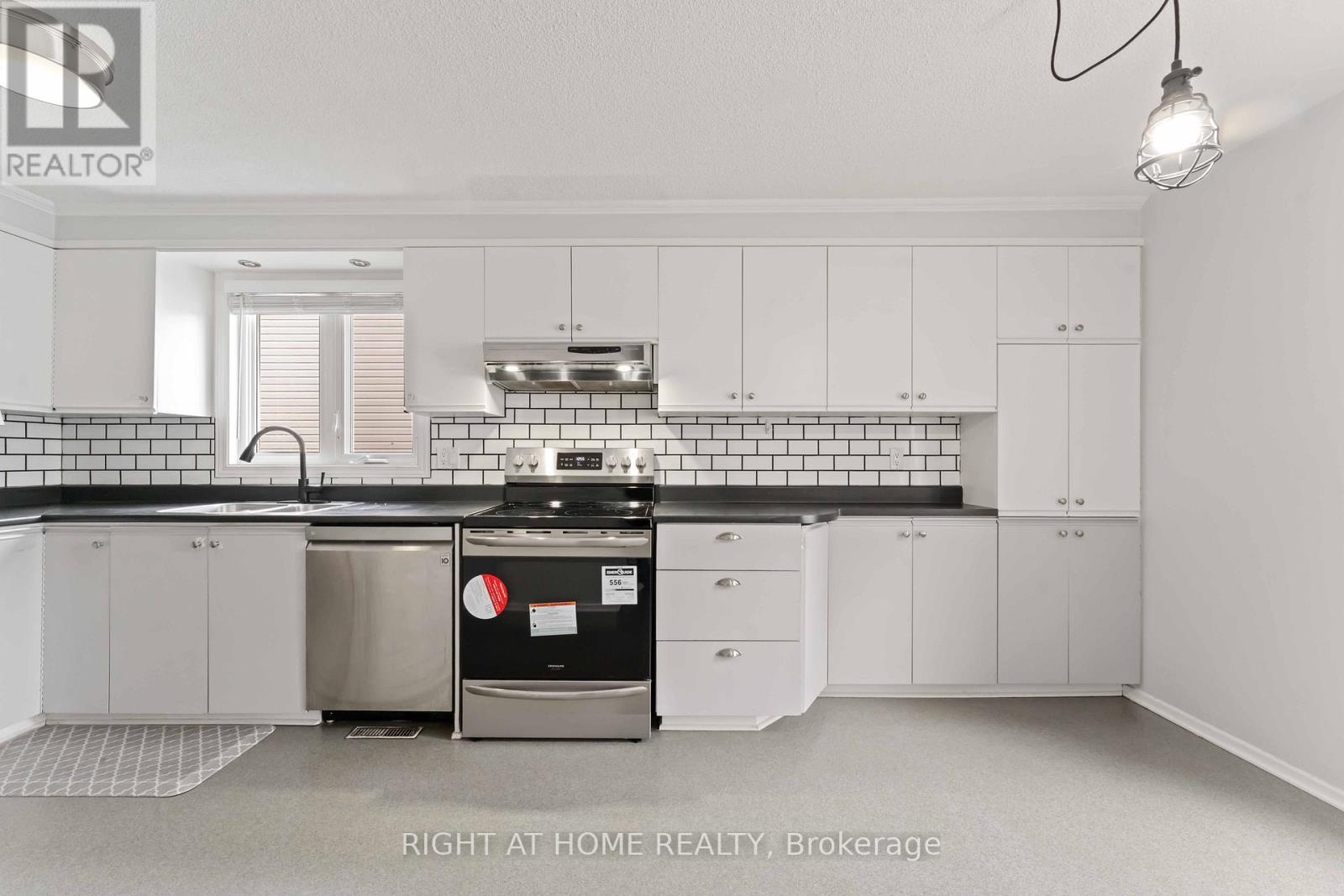 21 Ventnor Way, Ottawa, Ontario  K2J 1M2 - Photo 9 - X12575532