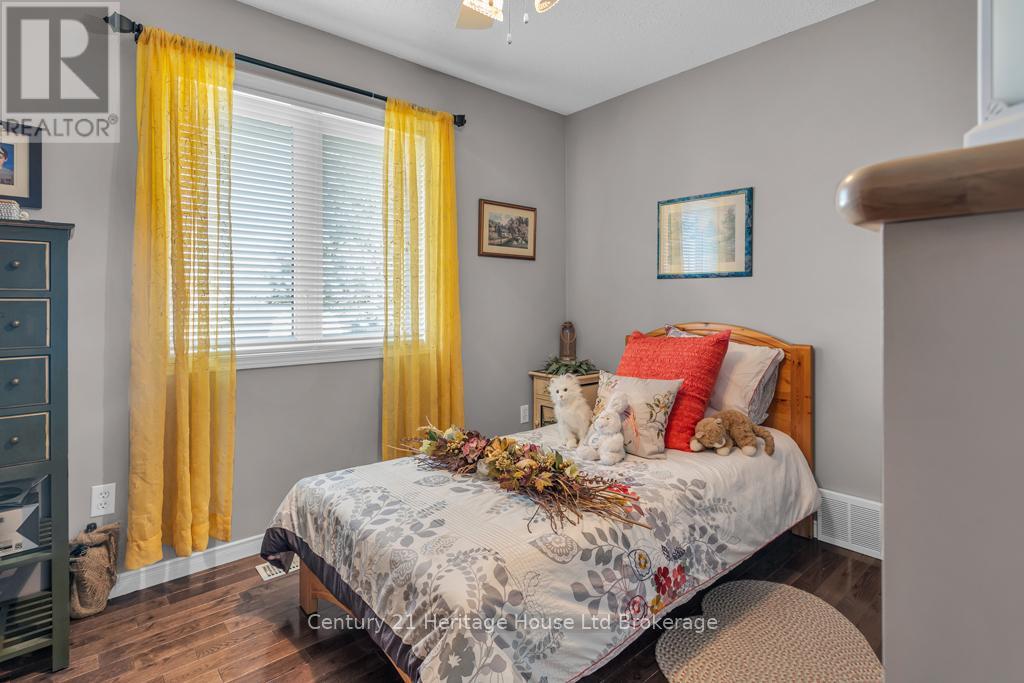 24 Barker Street, Tillsonburg, Ontario  N4G 1E5 - Photo 5 - X12575438