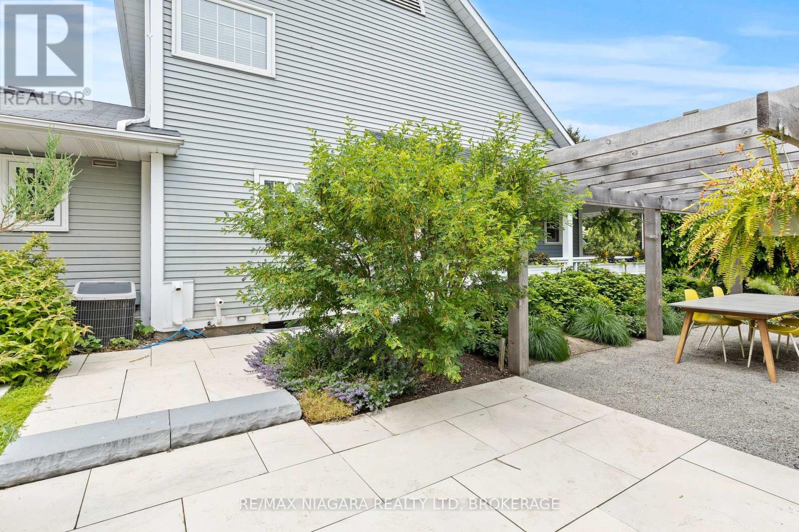 202 Anne Street, Niagara-On-The-Lake (Town), Ontario  L0S 1J0 - Photo 7 - X12575482