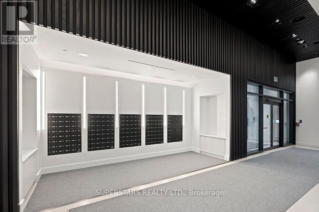 312w - 3 Rosewater Street, Richmond Hill, Ontario  L4C 5T6 - Photo 4 - N12575344