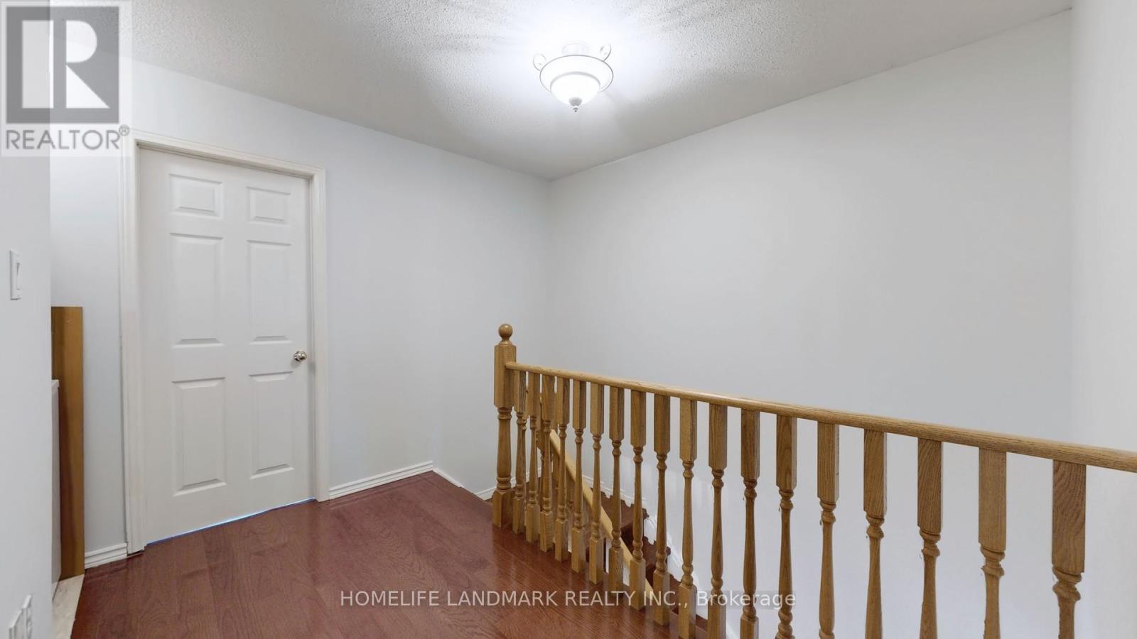 60 Cariglia Trail, Markham, Ontario  L3R 4W8 - Photo 17 - N12575348