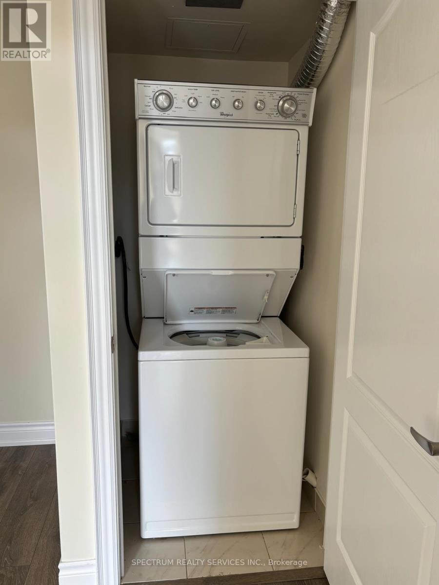 524 - 30 Dunsheath Way, Markham, Ontario  L6B 1N3 - Photo 10 - N12575380