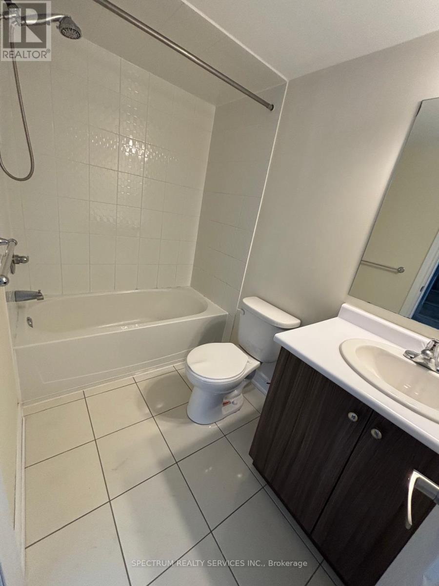 524 - 30 Dunsheath Way, Markham, Ontario  L6B 1N3 - Photo 9 - N12575380