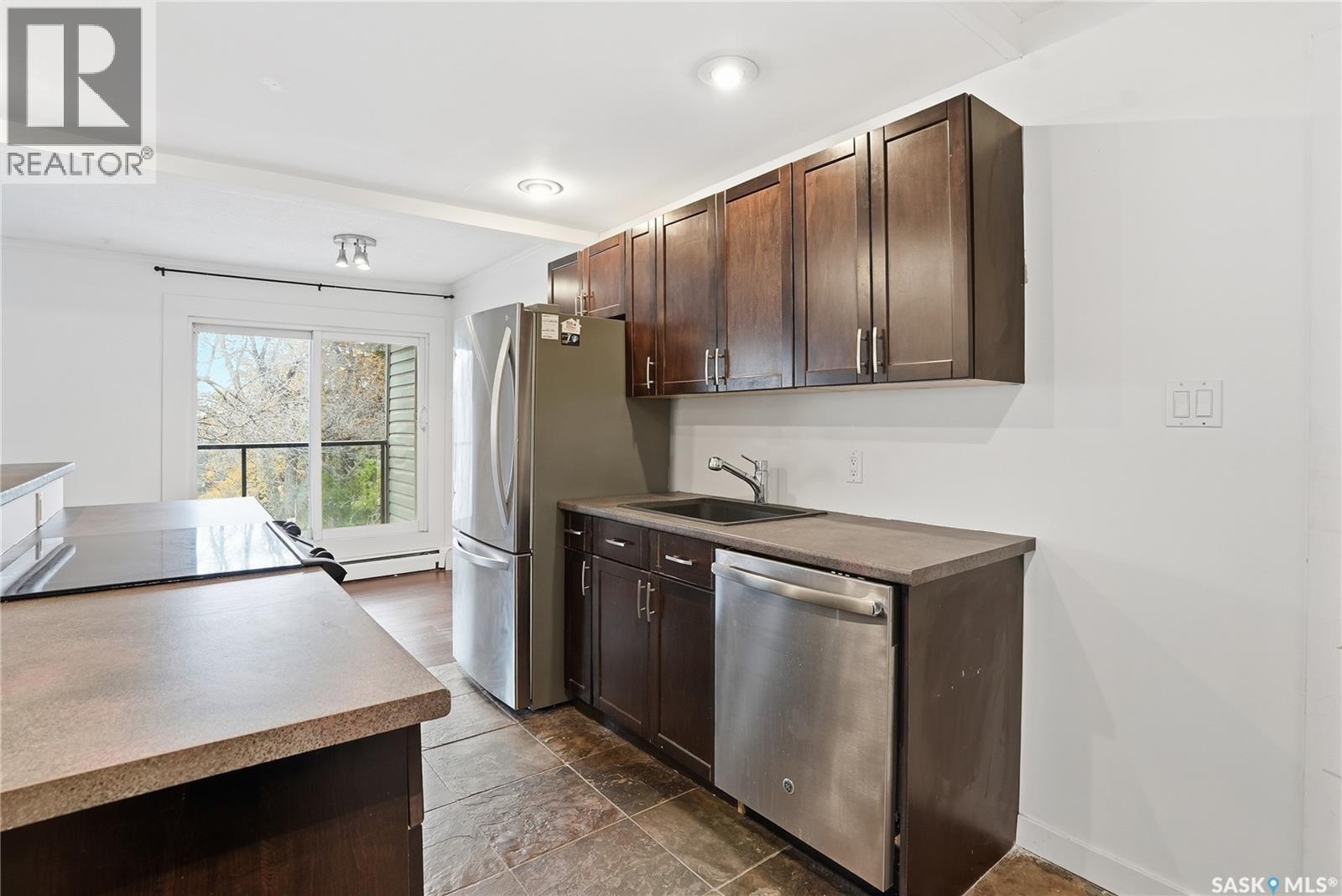 13 833 B Avenue N, Saskatoon, Saskatchewan  S7L 1E5 - Photo 6 - SK021455