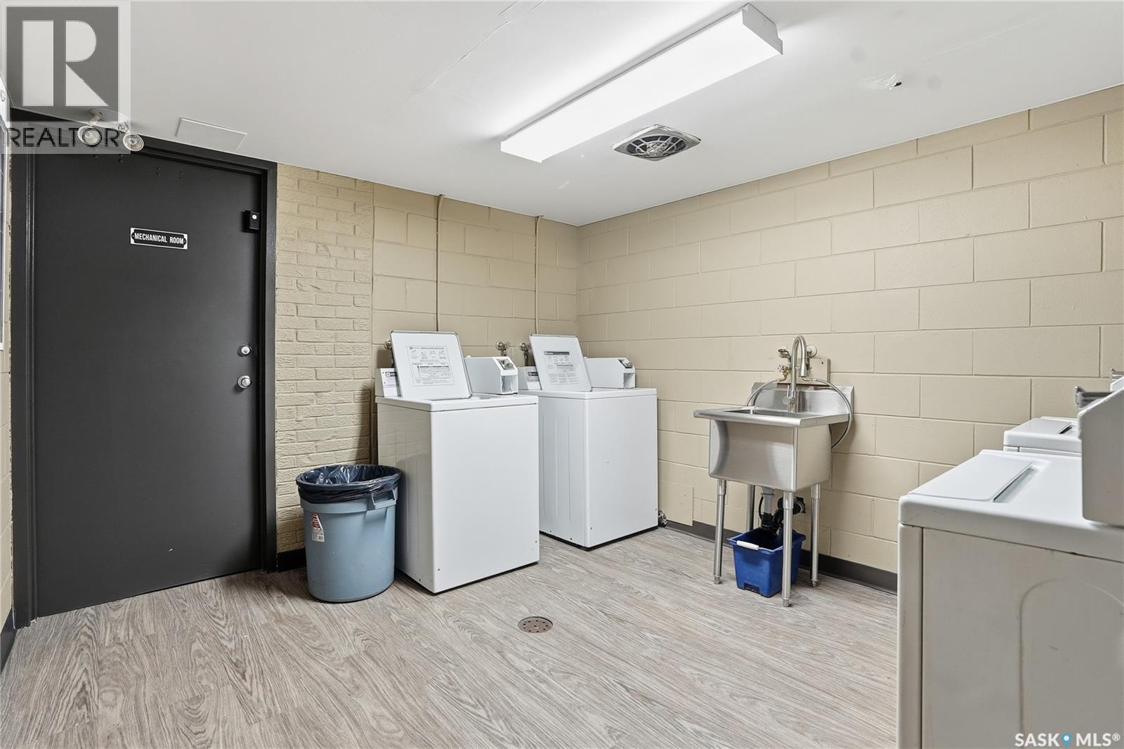 13 833 B Avenue N, Saskatoon, Saskatchewan  S7L 1E5 - Photo 27 - SK021455