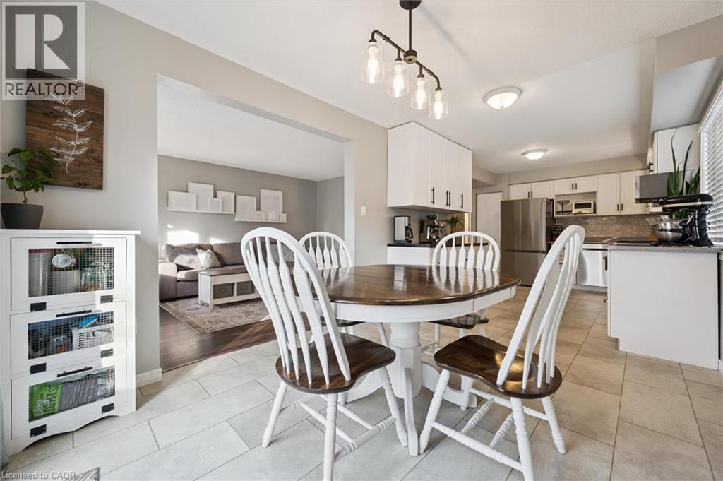 302 Highbrook Crescent, Kitchener, Ontario  N2E 3S6 - Photo 10 - 40790001