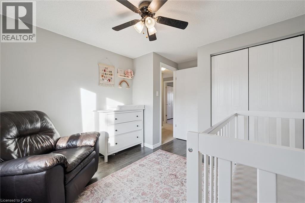 302 Highbrook Crescent, Kitchener, Ontario  N2E 3S6 - Photo 18 - 40790001