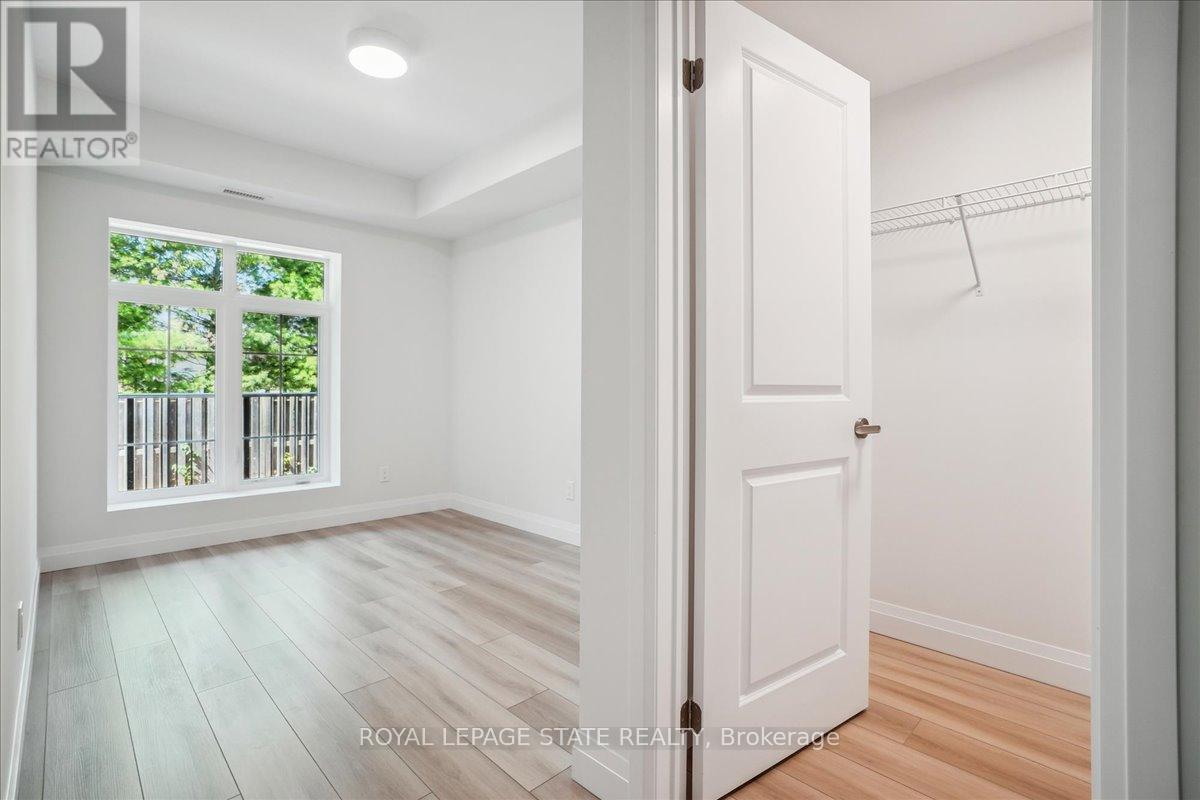 124 - 153 Wilson Street W, Hamilton, Ontario  L9G 1N4 - Photo 23 - X12575384