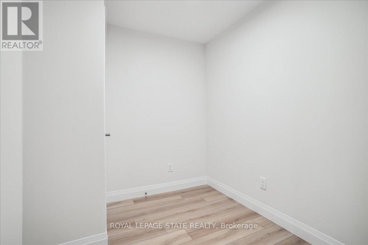 124 - 153 Wilson Street W, Hamilton, Ontario  L9G 1N4 - Photo 25 - X12575384