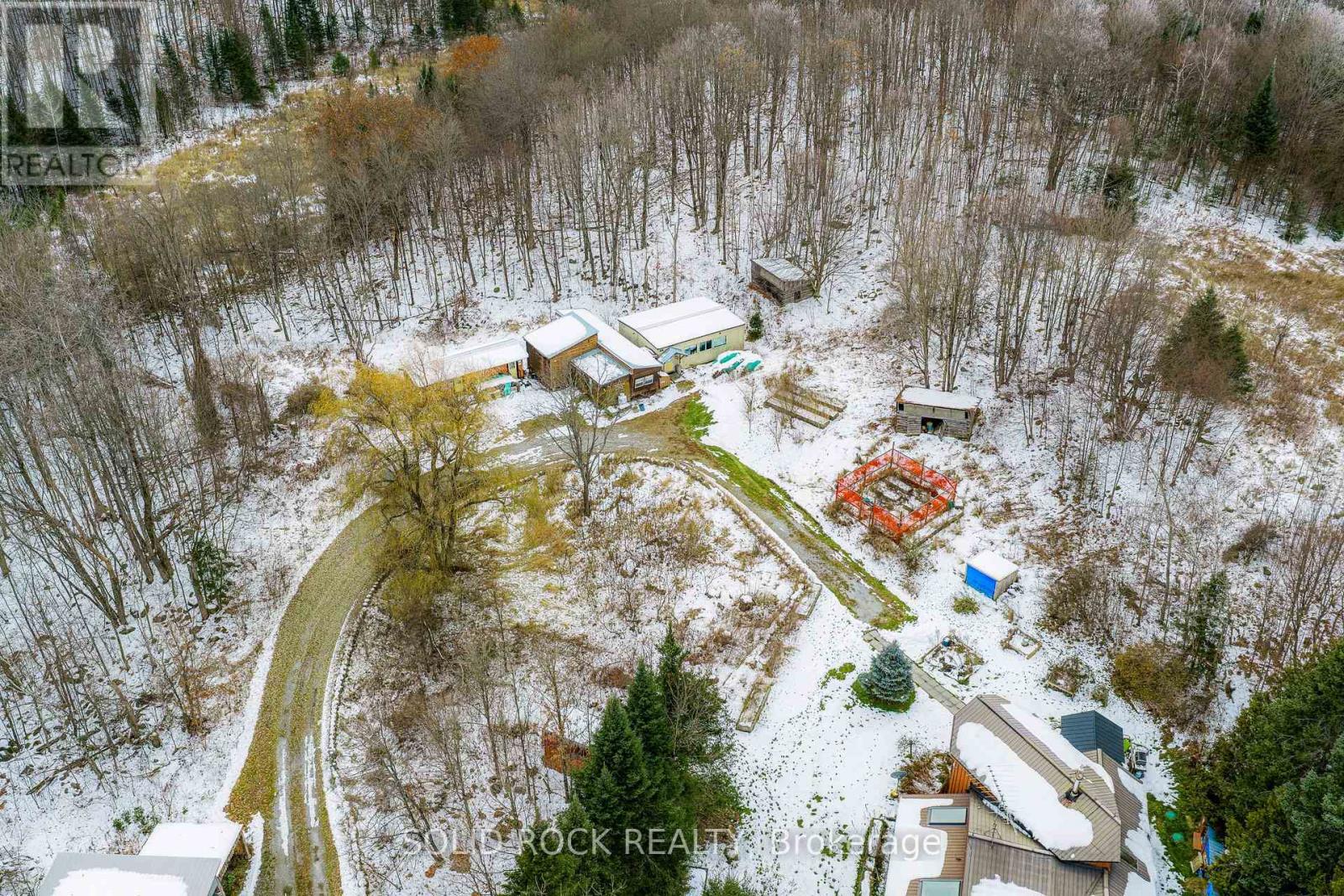 2393 Elphin Maberly Road, Lanark Highlands, Ontario  K0G 1M0 - Photo 35 - X12568718