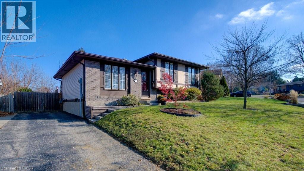 76 Devonglen Drive, Kitchener, Ontario N2E 2C5 - Photo 3 - 40789724