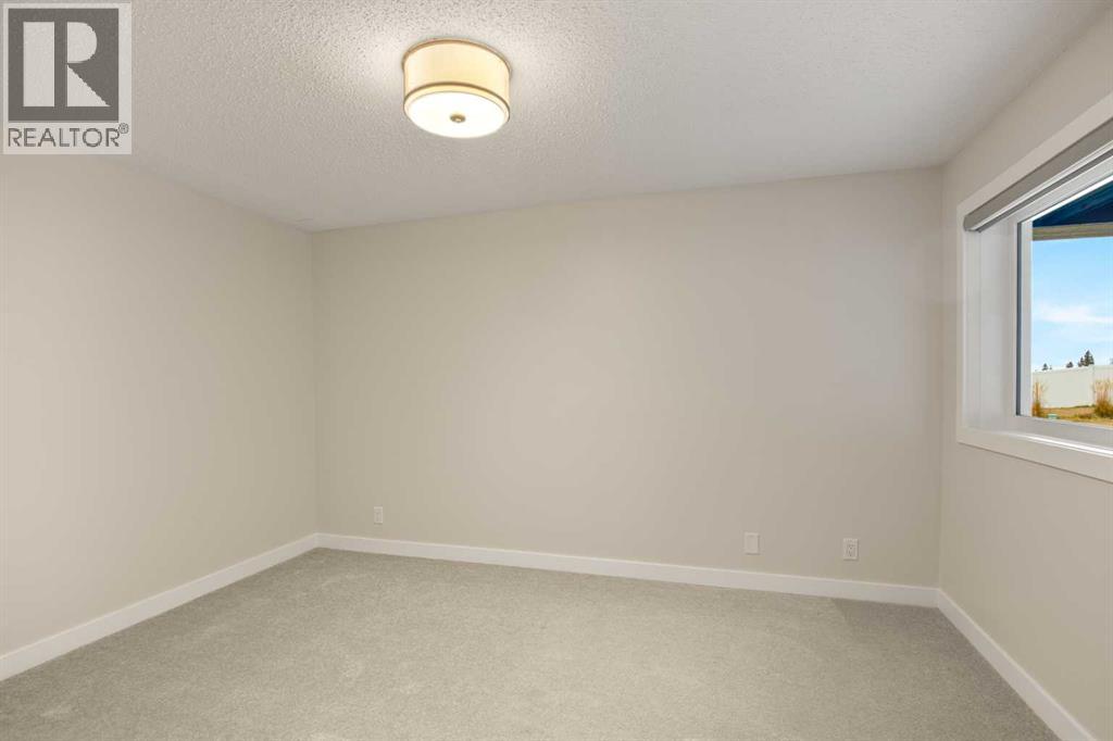 10 Cameron Court, Lacombe, Alberta  T4L 0K3 - Photo 38 - A2269145