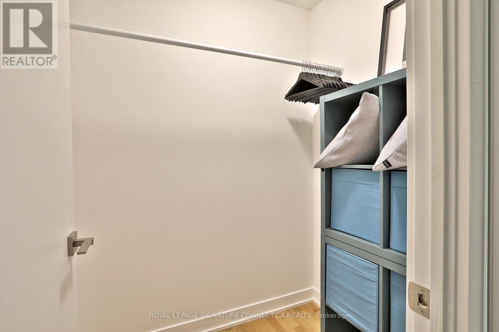 830 - 20 Minowan Miikan Lane, Toronto, Ontario  M6J 0E5 - Photo 13 - C12575456