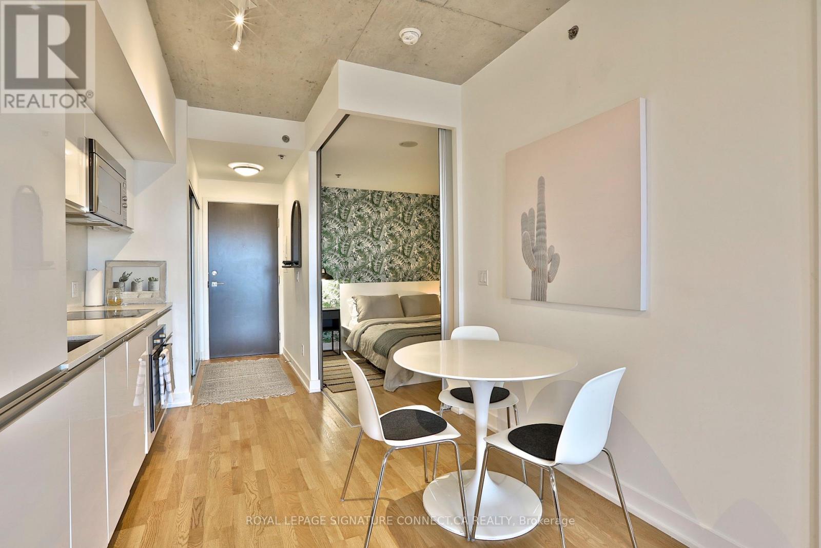 830 - 20 Minowan Miikan Lane, Toronto, Ontario  M6J 0E5 - Photo 5 - C12575456