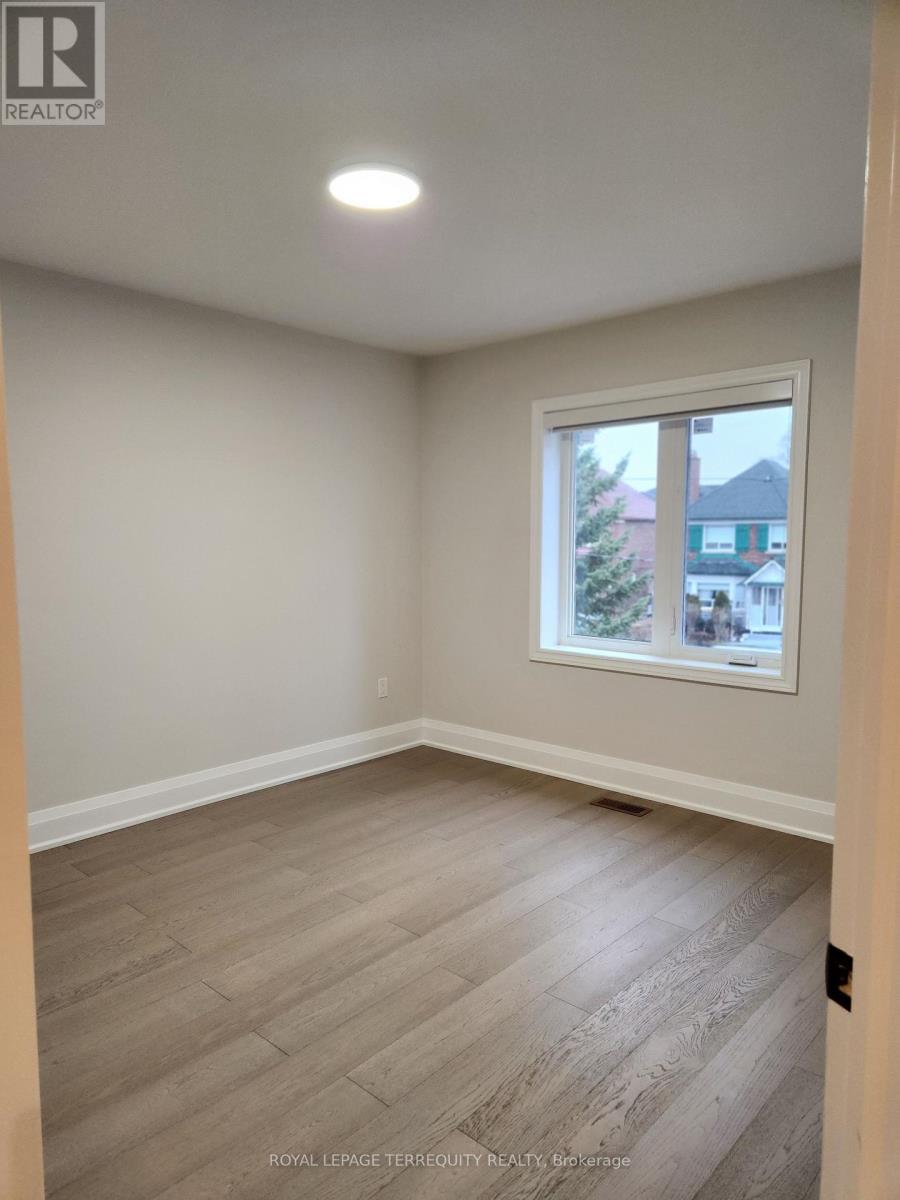 341 Lawrence Avenue W, Toronto, Ontario  M5M 1B6 - Photo 12 - C12575472