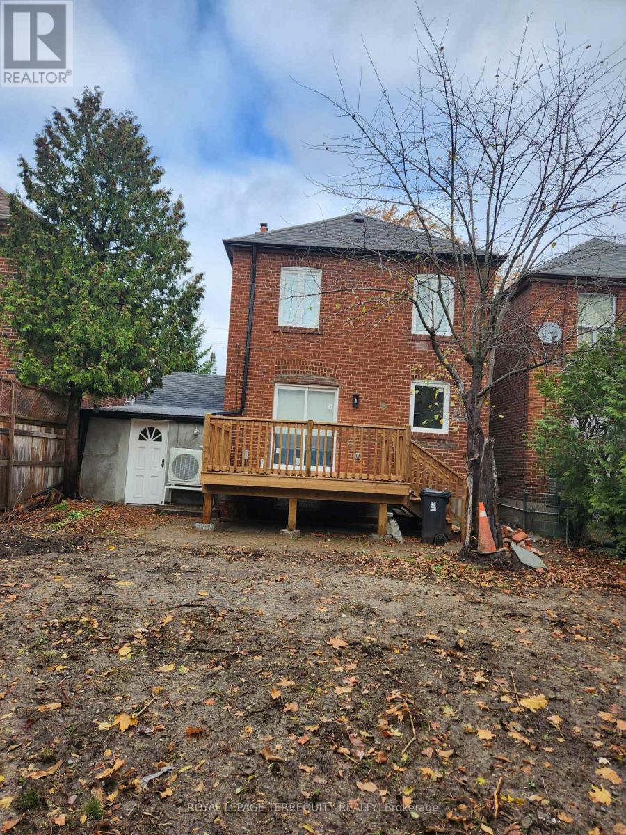 341 Lawrence Avenue W, Toronto, Ontario  M5M 1B6 - Photo 2 - C12575472