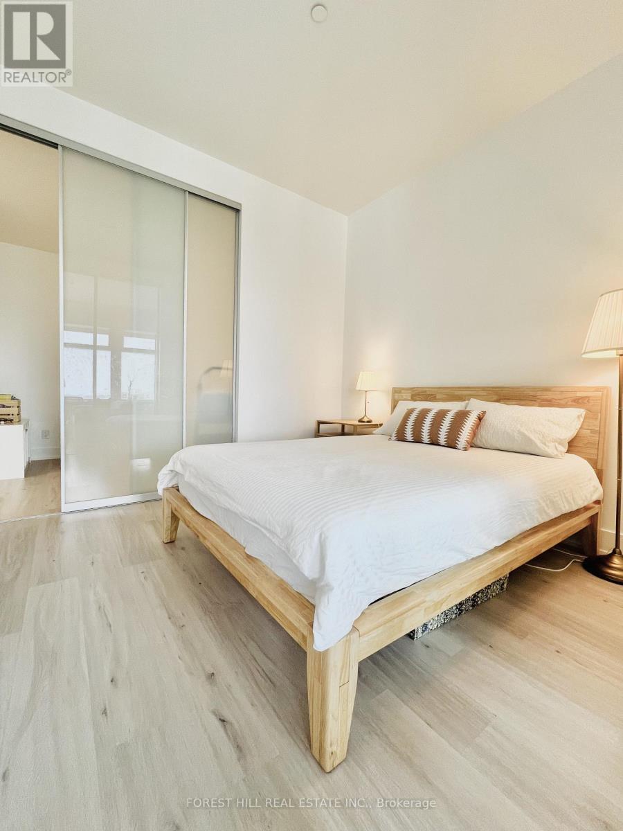 1627 - 111 St Clair Avenue W, Toronto, Ontario  M4V 1N5 - Photo 7 - C12575486