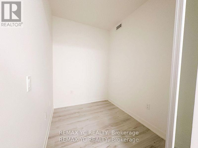 302 - 120 Broadway Avenue, Toronto, Ontario  M4P 1V6 - Photo 5 - C12575502