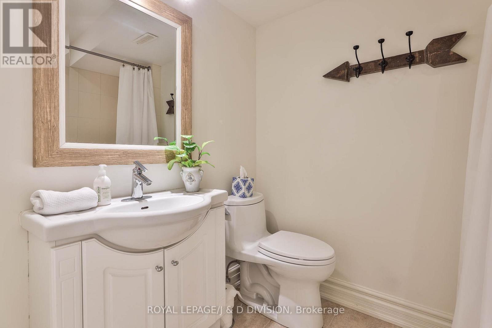 84 Donegall Drive, Toronto, Ontario  M4G 3G8 - Photo 33 - C12575570