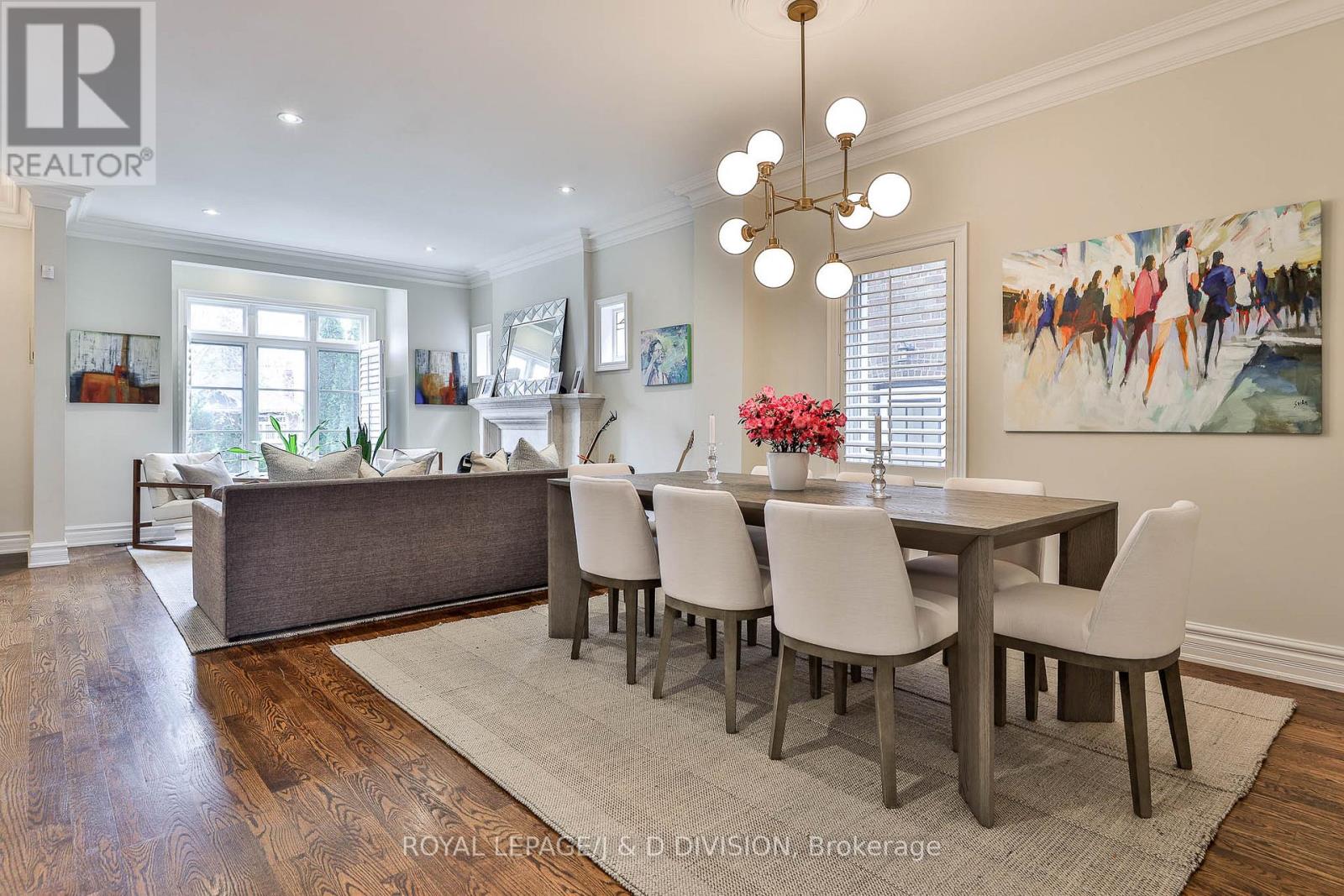 84 Donegall Drive, Toronto, Ontario  M4G 3G8 - Photo 6 - C12575570