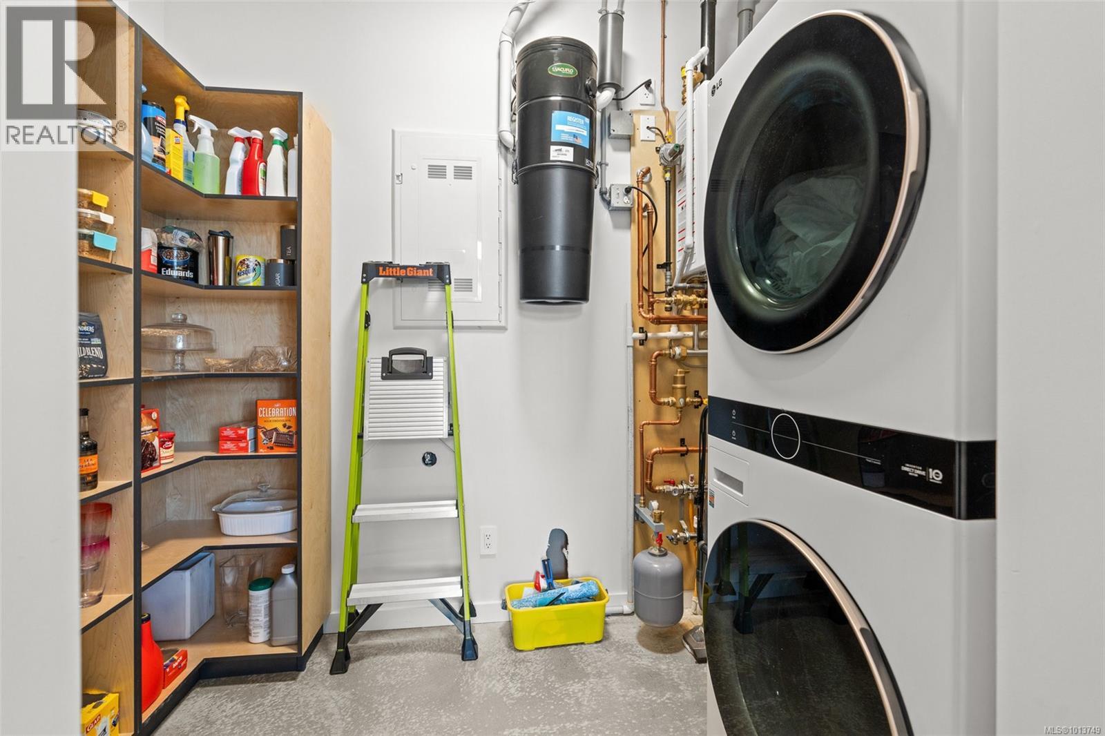 A 6550 East Sooke Rd, Sooke, British Columbia  V9Z 0A7 - Photo 45 - 1013749