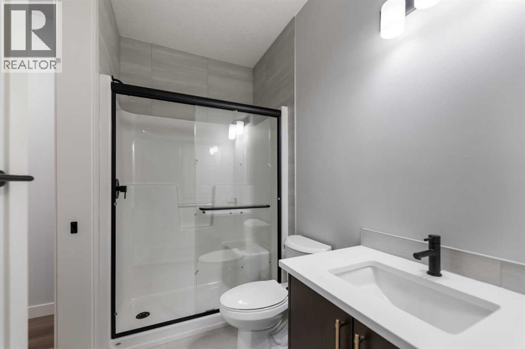 284 Savanna Drive Ne, Calgary, Alberta  T3J 5T3 - Photo 9 - A2267443