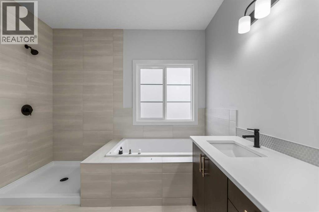 284 Savanna Drive Ne, Calgary, Alberta  T3J 5T3 - Photo 31 - A2267443