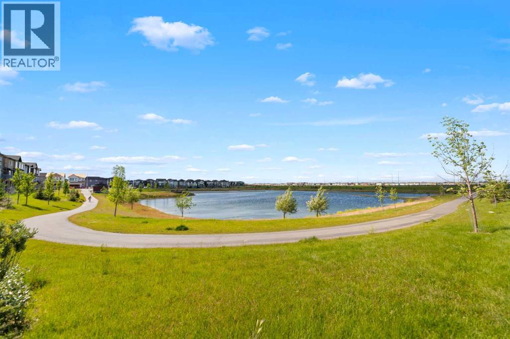 284 Savanna Drive Ne, Calgary, Alberta  T3J 5T3 - Photo 1 - A2267443