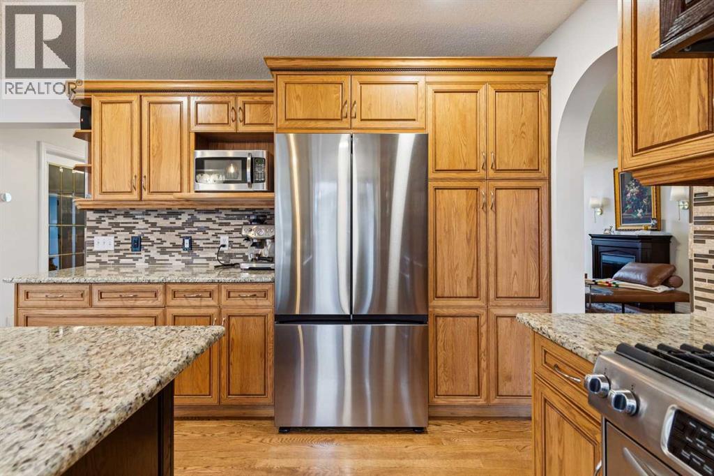 206 Signal Hill Point Sw, Calgary, Alberta  T3H 2X6 - Photo 13 - A2271433