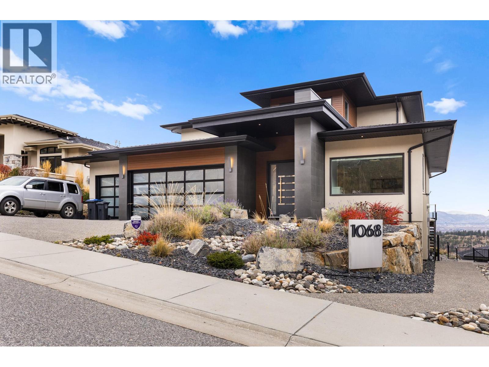 1068 Clarance Avenue, Kelowna, British Columbia