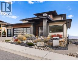 1068 Clarance Avenue, kelowna, British Columbia