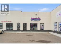 2 212 Central Street W, Warman, Ca