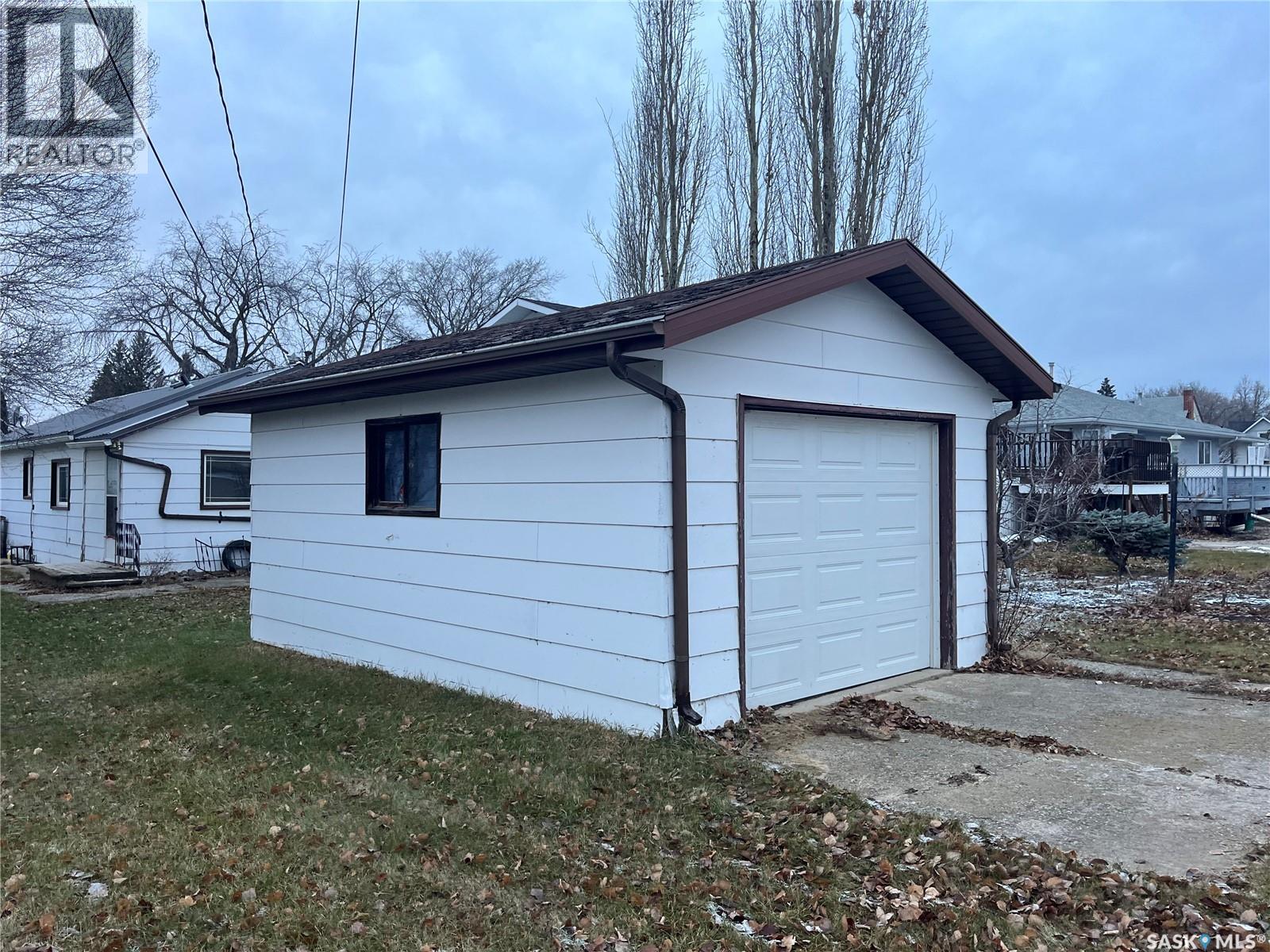 82 3rd Street Ne, Wadena, Saskatchewan  S0A 4J0 - Photo 3 - SK024519