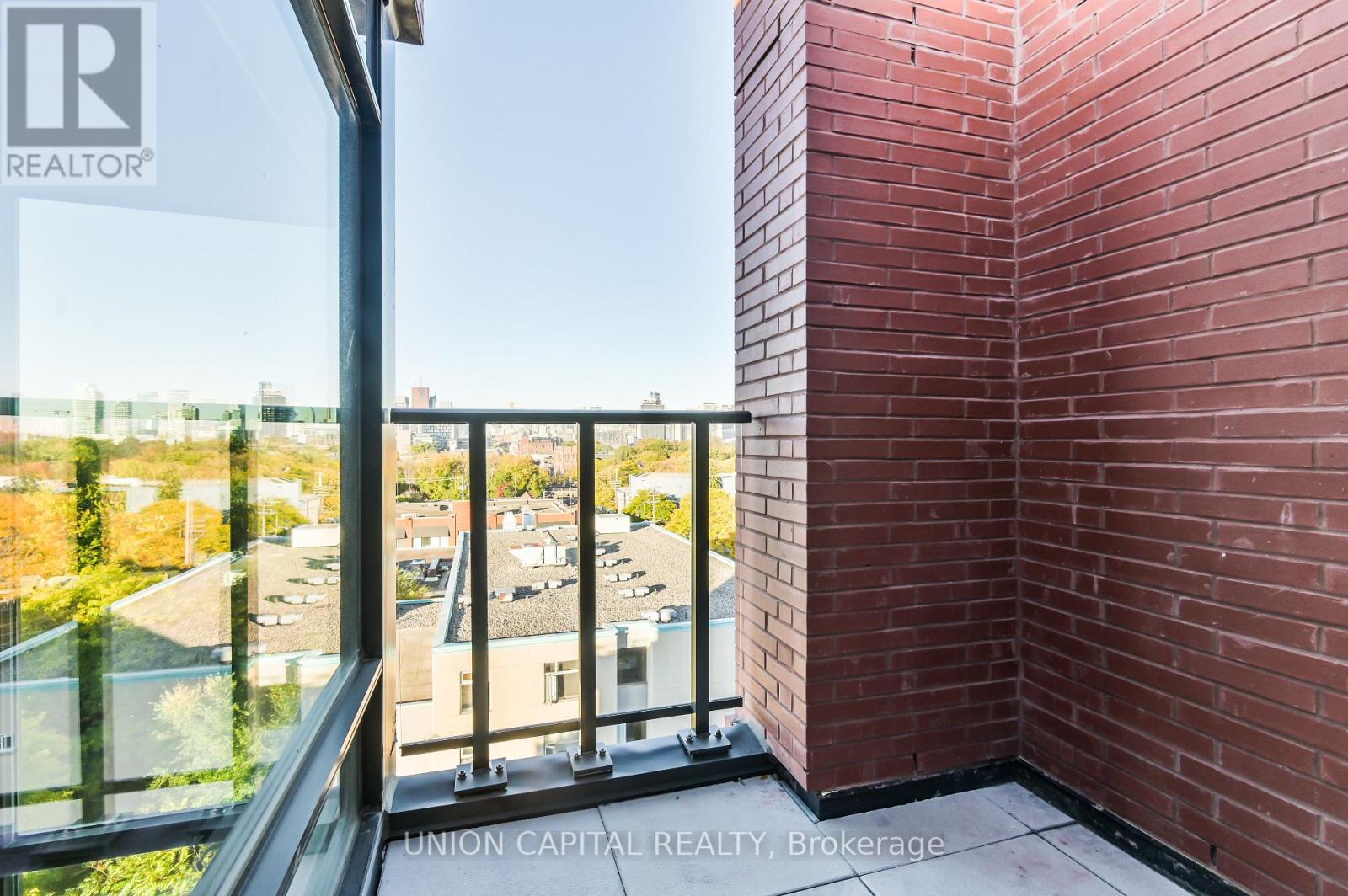 Ph708 - 246 Logan Avenue, Toronto, Ontario  M4M 0E9 - Photo 11 - E12575404
