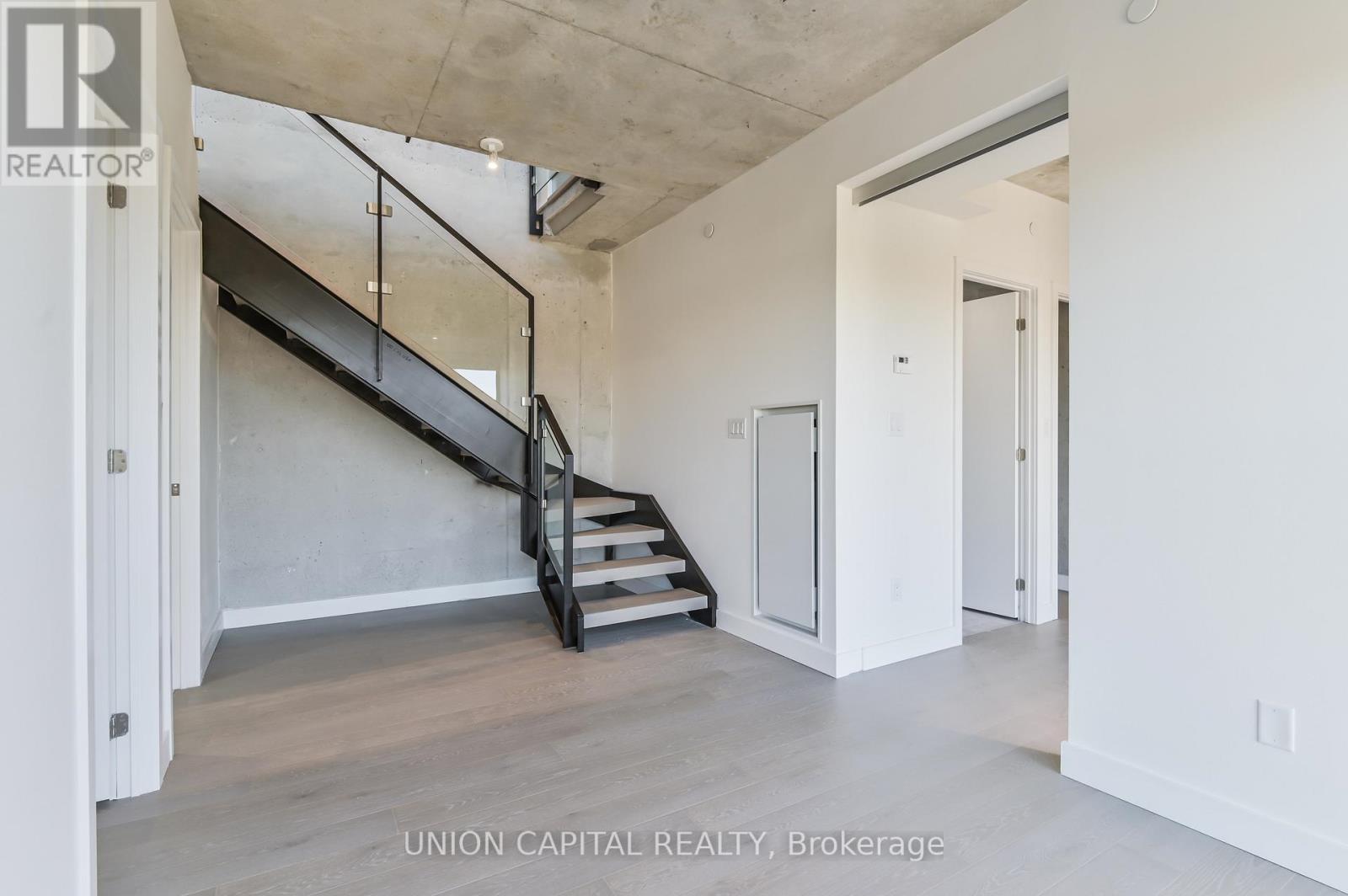 Ph708 - 246 Logan Avenue, Toronto, Ontario  M4M 0E9 - Photo 15 - E12575404