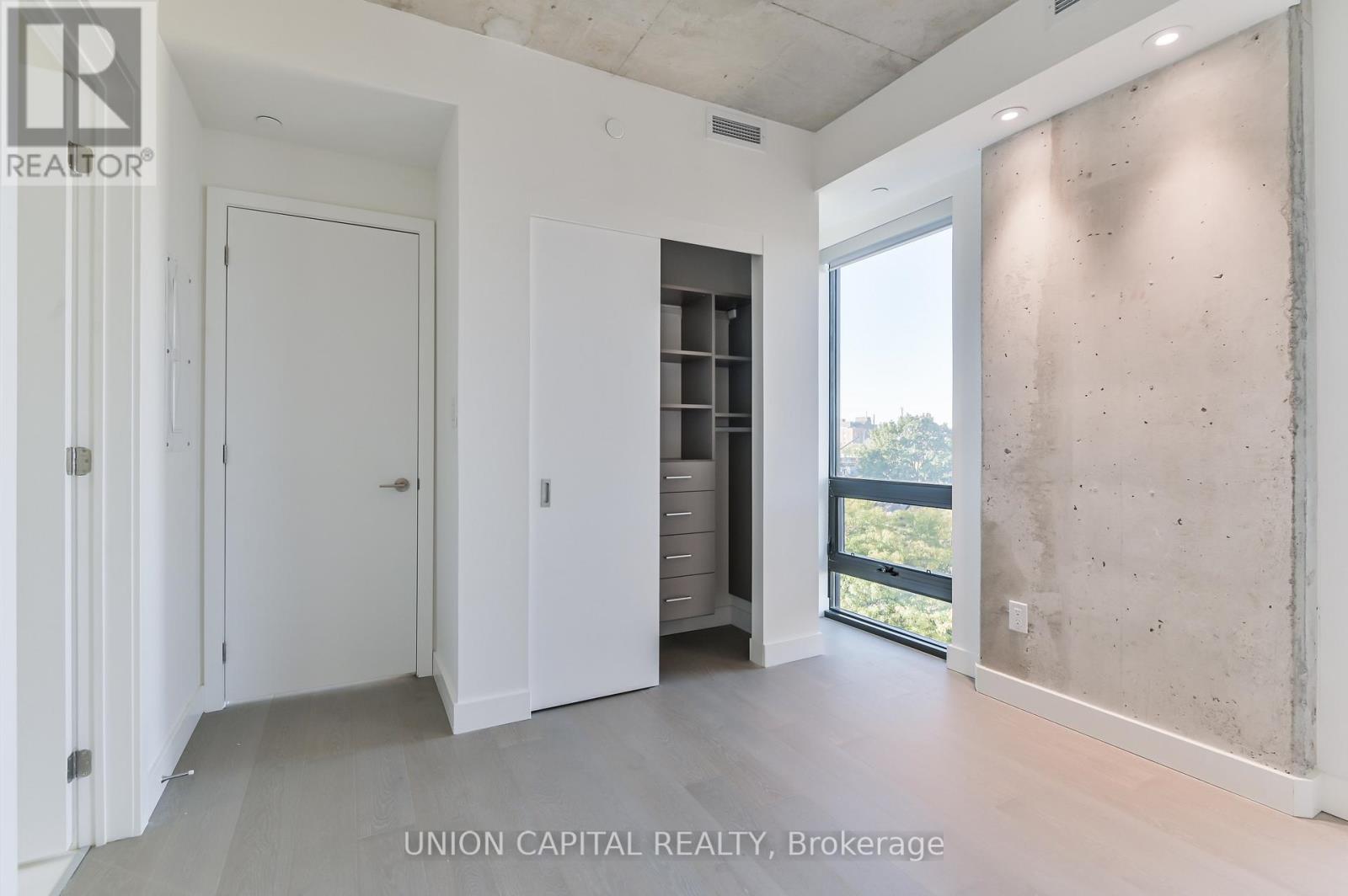 Ph708 - 246 Logan Avenue, Toronto, Ontario  M4M 0E9 - Photo 16 - E12575404