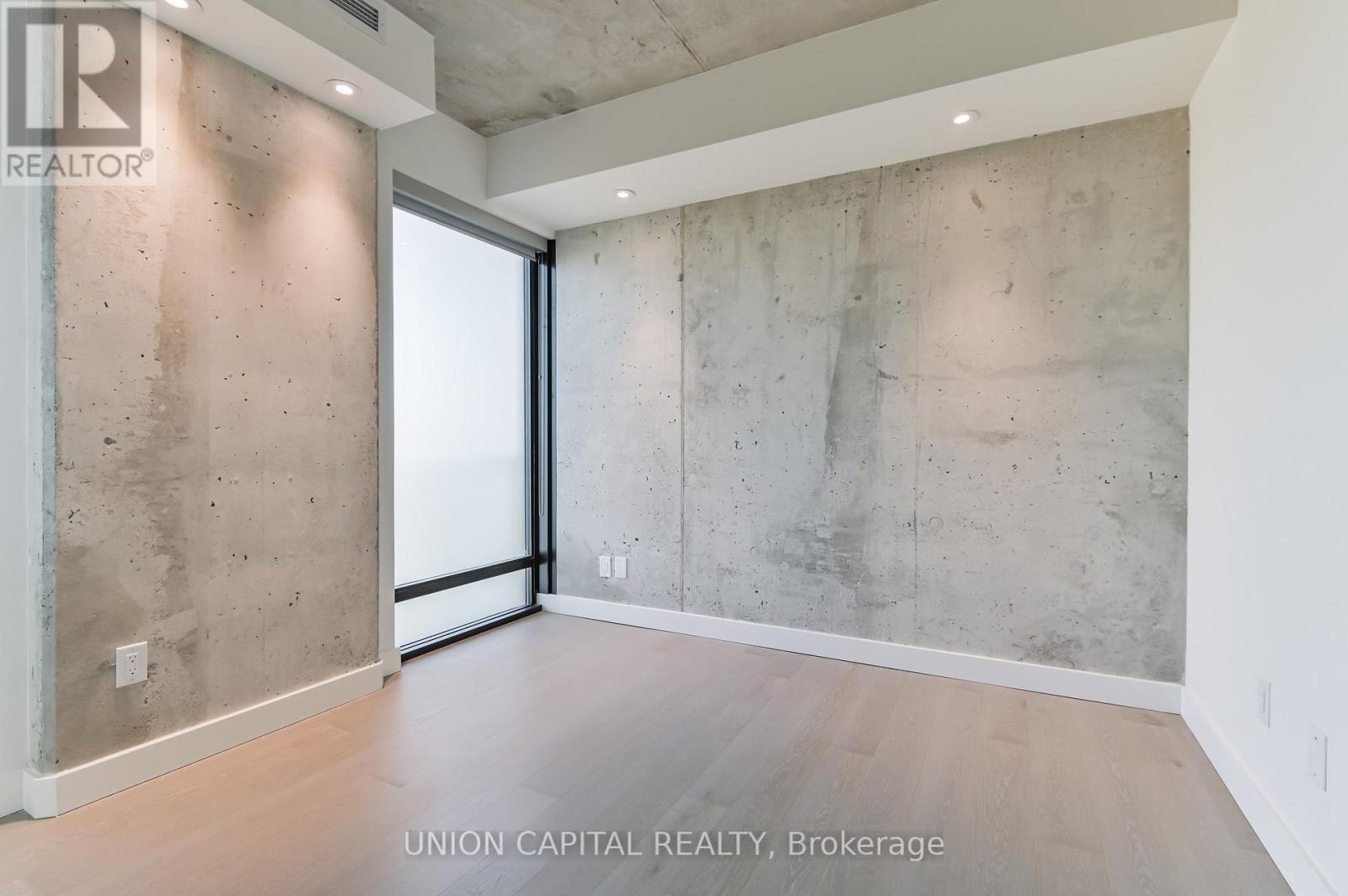 Ph708 - 246 Logan Avenue, Toronto, Ontario  M4M 0E9 - Photo 17 - E12575404