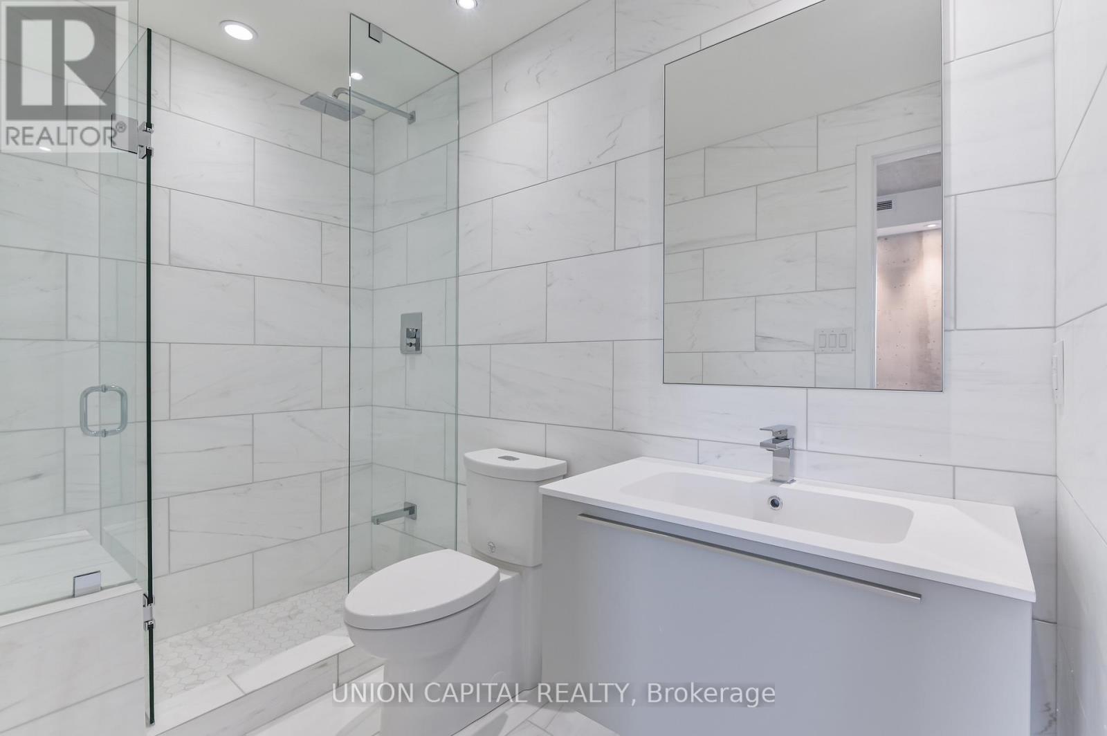 Ph708 - 246 Logan Avenue, Toronto, Ontario  M4M 0E9 - Photo 19 - E12575404