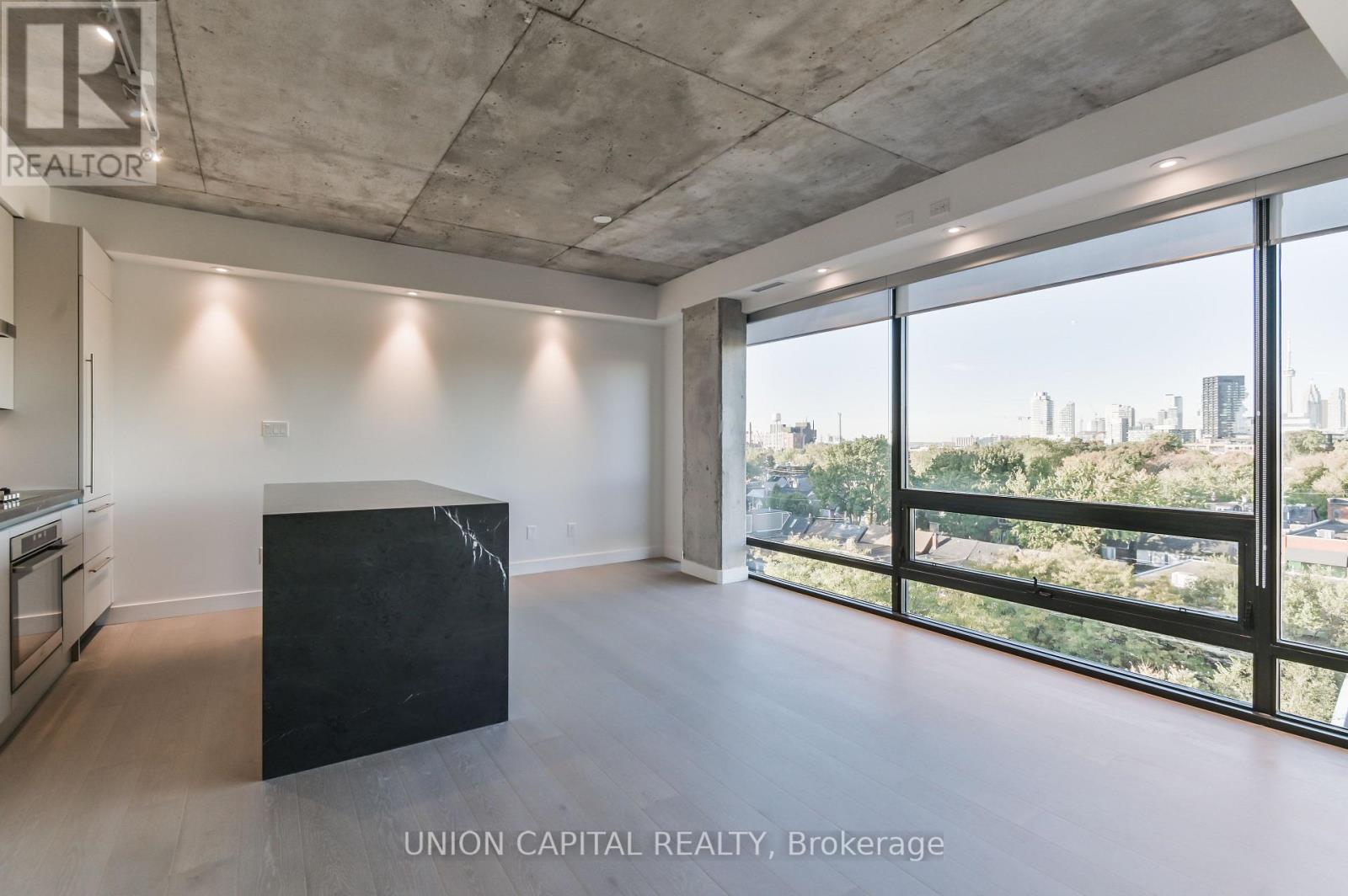 Ph708 - 246 Logan Avenue, Toronto, Ontario  M4M 0E9 - Photo 5 - E12575404