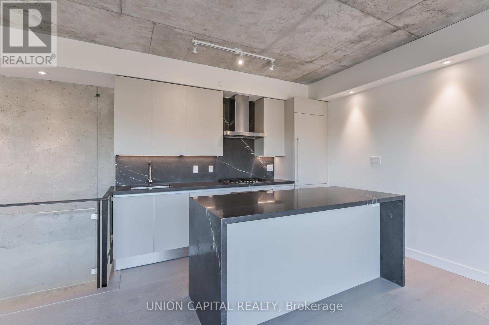 Ph708 - 246 Logan Avenue, Toronto, Ontario  M4M 0E9 - Photo 9 - E12575404