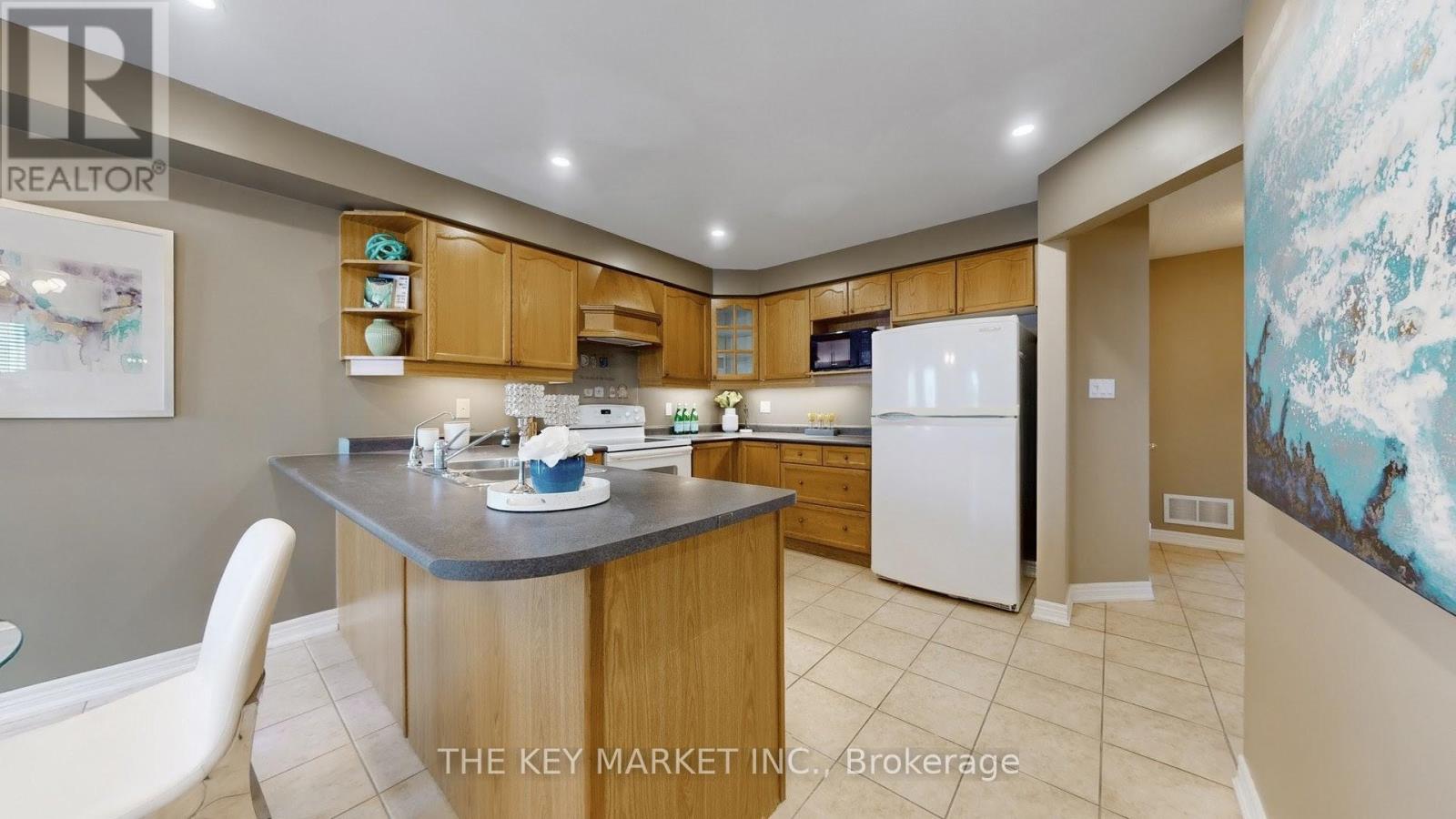 3 Cranborne Crescent, Whitby, Ontario  L1M 2M2 - Photo 12 - E12575432