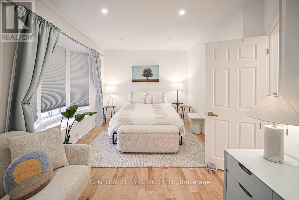 120 Curzon Street, Toronto, Ontario  M4M 3B5 - Photo 15 - E12575514