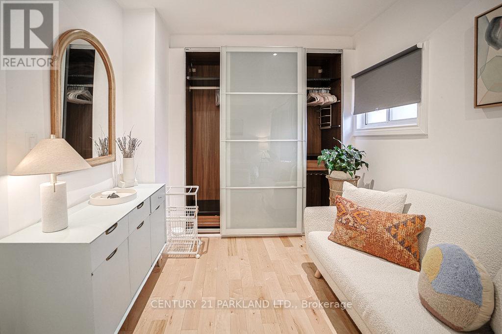 120 Curzon Street, Toronto, Ontario  M4M 3B5 - Photo 17 - E12575514