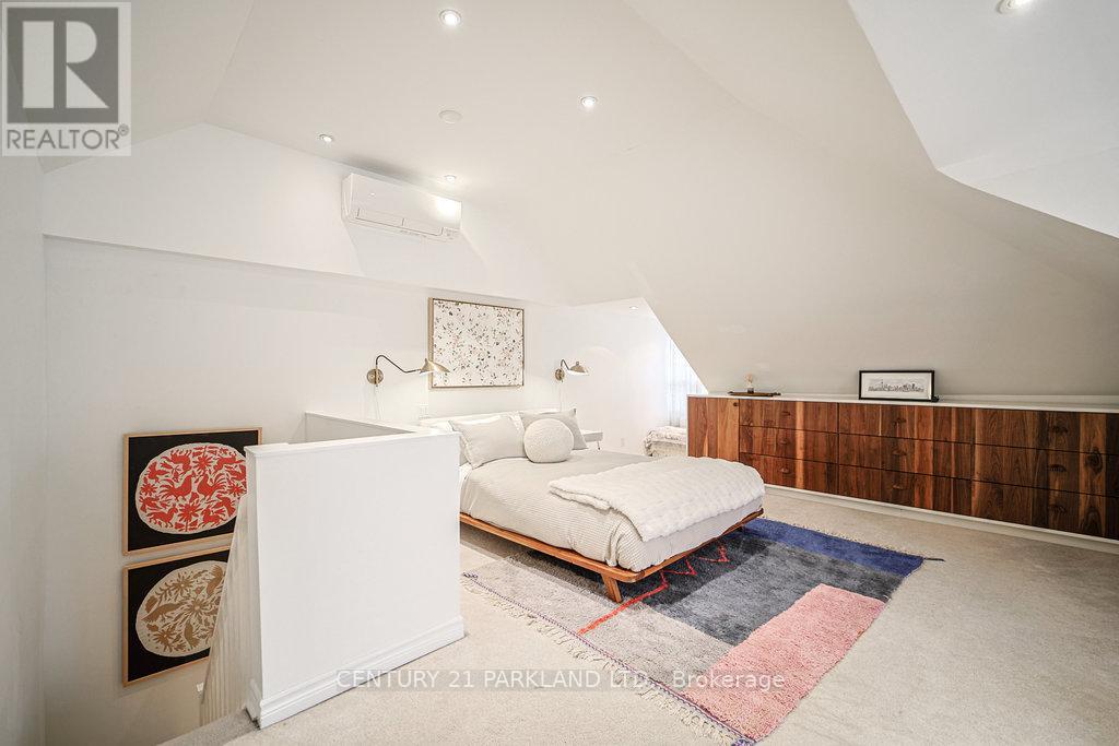 120 Curzon Street, Toronto, Ontario  M4M 3B5 - Photo 27 - E12575514