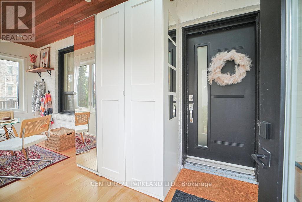 120 Curzon Street, Toronto, Ontario  M4M 3B5 - Photo 3 - E12575514