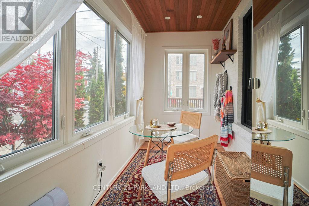 120 Curzon Street, Toronto, Ontario  M4M 3B5 - Photo 4 - E12575514