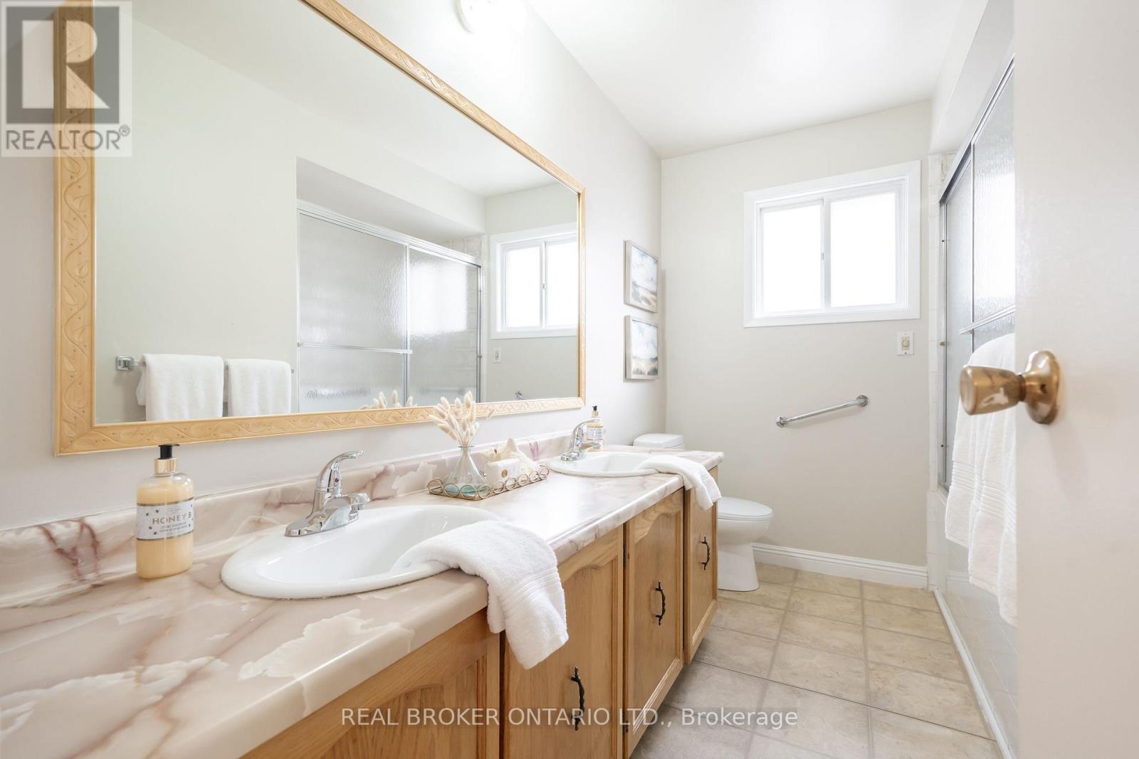 11 Blue Lagoon Court, Toronto, Ontario  M1J 3M3 - Photo 29 - E12575580