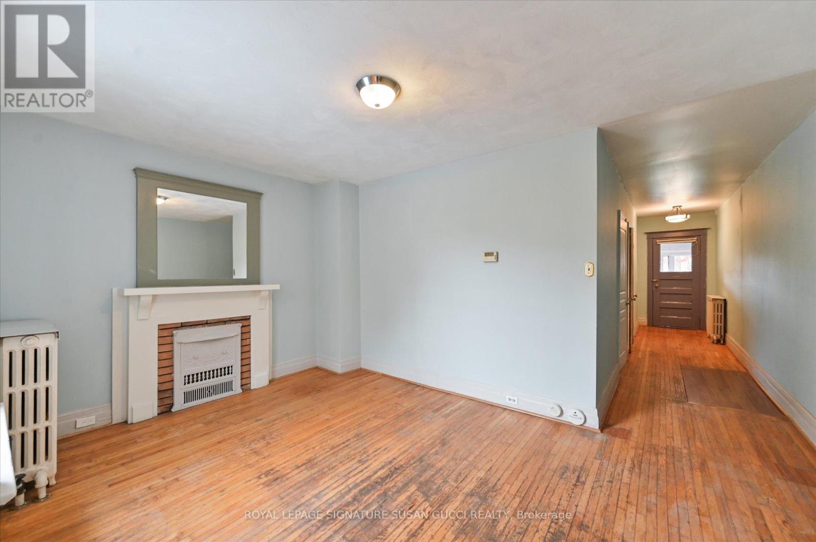 9 Everett Crescent, Toronto, Ontario  M4C 4P3 - Photo 10 - E12575582