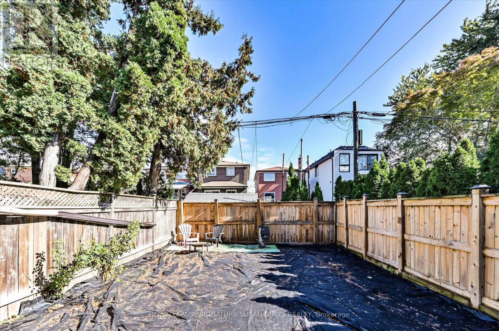 9 Everett Crescent, Toronto, Ontario  M4C 4P3 - Photo 24 - E12575582