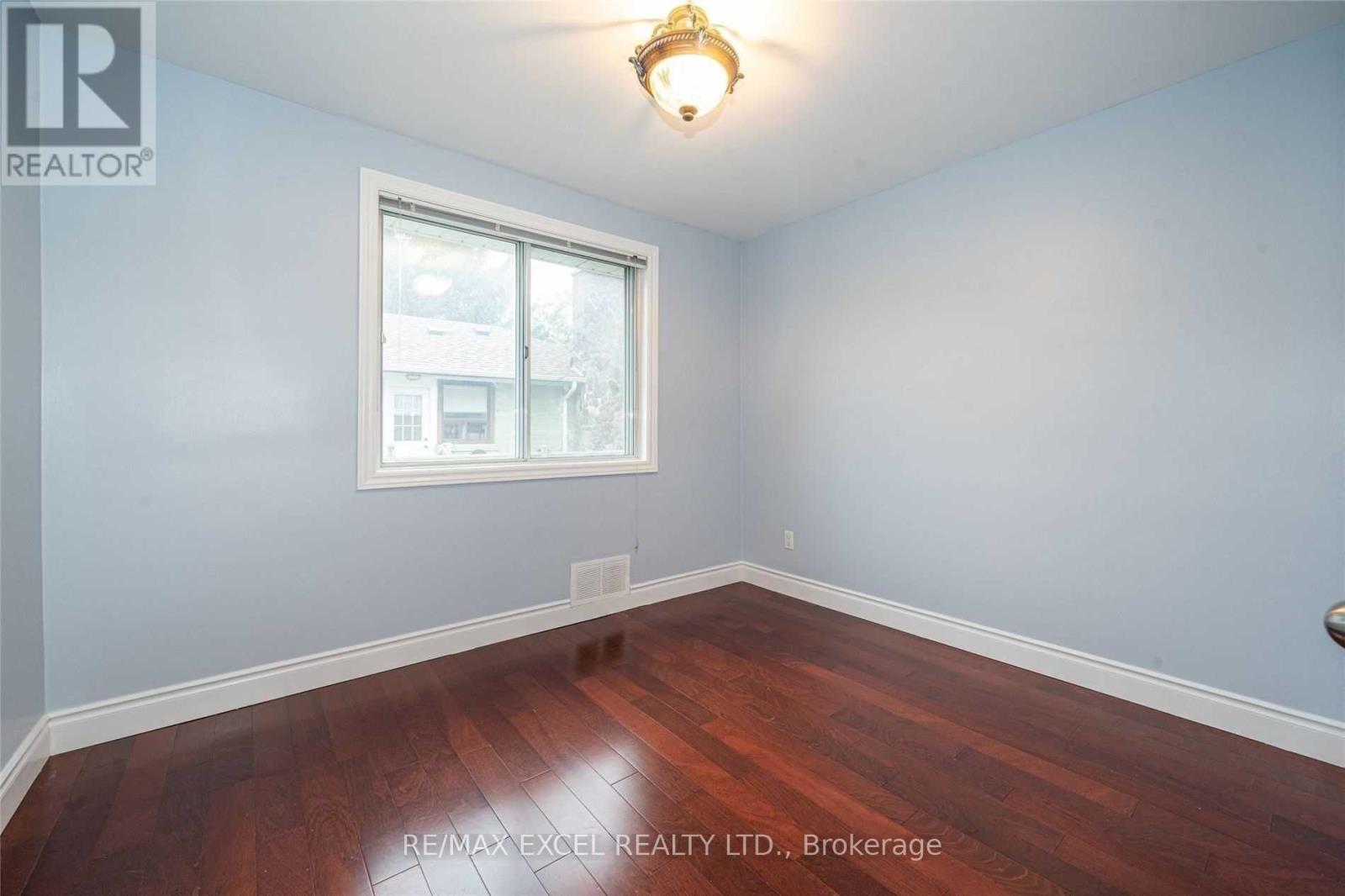 Main - 412 Balkan Road, Richmond Hill, Ontario  L4C 2P3 - Photo 12 - N12575406